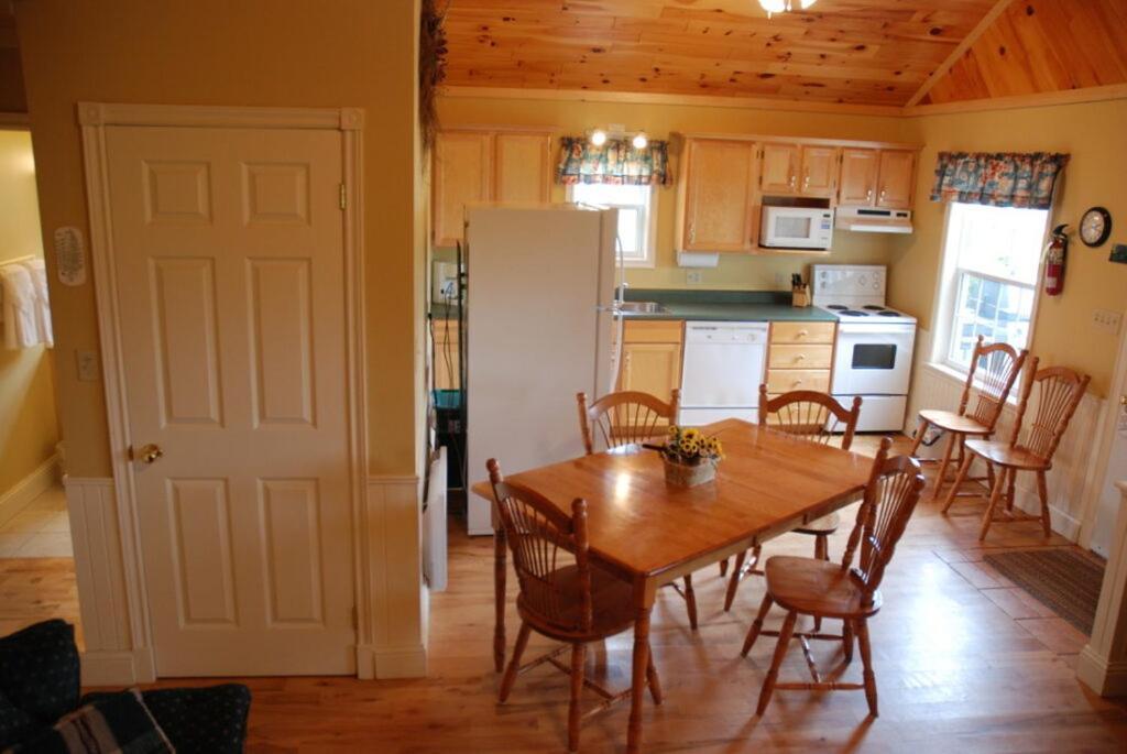 Brudenell Fairway Chalets Georgetown Exteriör bild